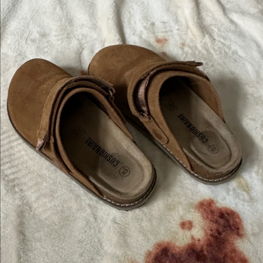 Brown Casual Mules